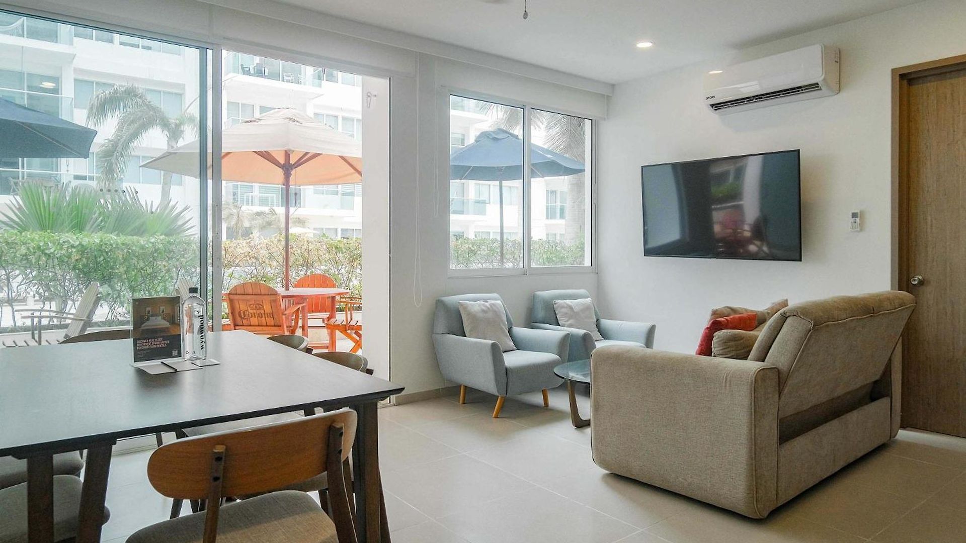 Deluxe 2br With Terrace In Morros