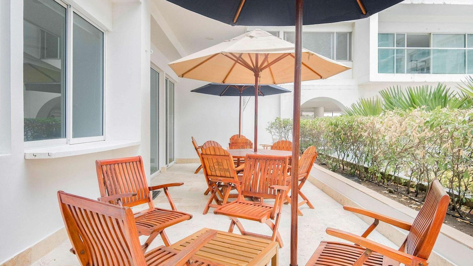 Deluxe 2br With Terrace In Morros