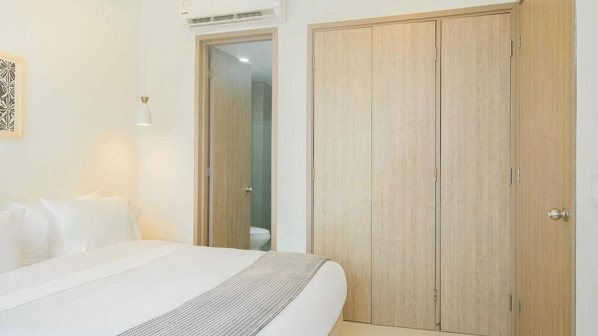 Deluxe 2br With Terrace In Morros