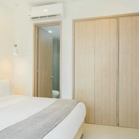Deluxe 2br With Terrace In Morros