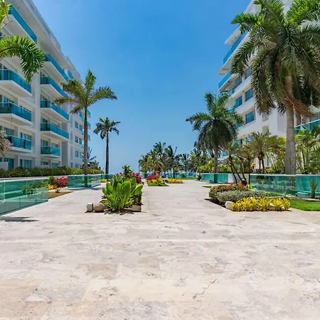 Deluxe 2br With Terrace In Morros