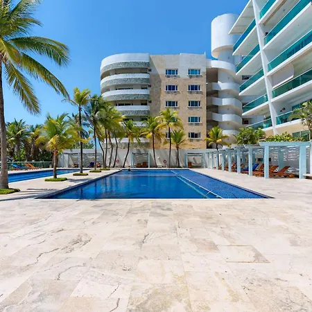 Deluxe 2br With Terrace In Morros Apartamento
